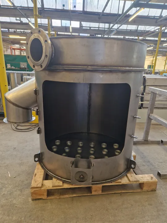 Front view of a vessel-style fabricated assembly
